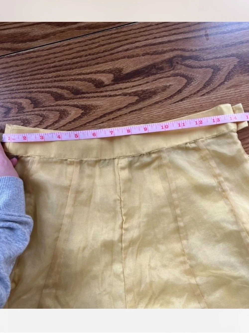 Yellow Embroidered Indian Kurta Set with Mirrorwork - Picture 5 of 8